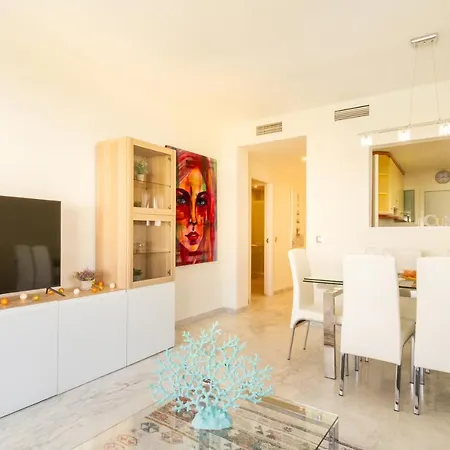 Marbella Banus Suites - Banus Playa Rocio - 3Br - 3Ba - Direct Beach & Sea Access Complex - Outdoor Terrace W Garden Views - Pool - 3 Min Walk To Puerto Banus & Corte Ing Luxury Shopping - Ideal For Families Apartman Marbella