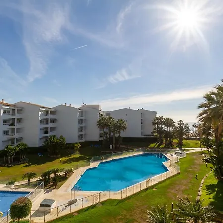 Apartmán Banus - Banus Playa Rocio - 3br - 3ba - Direct & Sea Access Complex - Outdoor Terrace W Garden Views - Pool - 3 Min Walk To Puerto Banus & Corte Ing Luxury Shopping - Ideal For Families Marbella