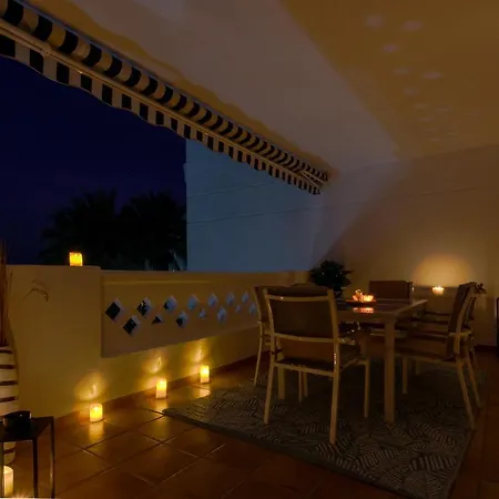 Apartmán Banus - Banus Playa Rocio - 3br - 3ba - Direct & Sea Access Complex - Outdoor Terrace W Garden Views - Pool - 3 Min Walk To Puerto Banus & Corte Ing Luxury Shopping - Ideal For Families