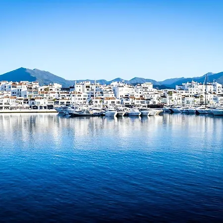 Marbella Banus Suites - Banus Playa Rocio - 3Br - 3Ba - Direct Beach & Sea Access Complex - Outdoor Terrace W Garden Views - Pool - 3 Min Walk To Puerto Banus & Corte Ing Luxury Shopping - Ideal For Families Marbella